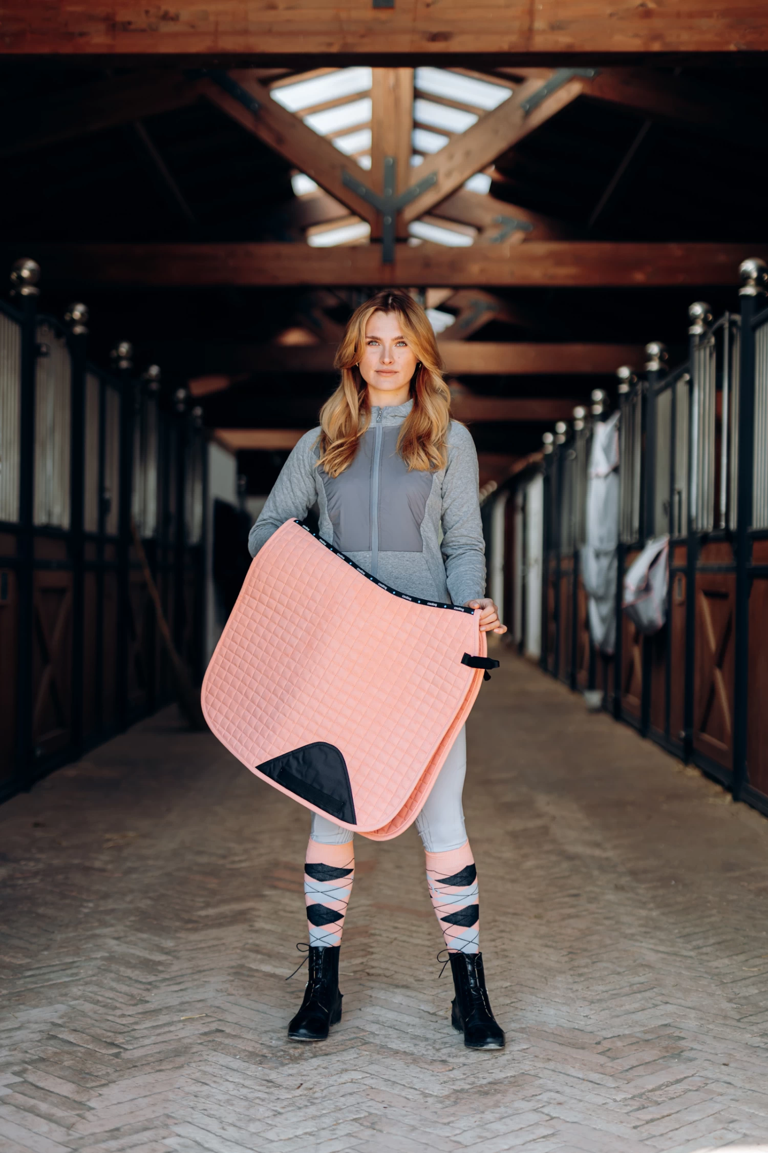 Horze Cooling Dressage Saddle Pad 14 Horze Cooling Dressage Saddle Pad - Image 12