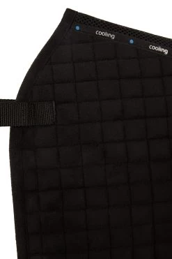 Horze Cooling Dressage Saddle Pad 24 Horze Cooling Dressage Saddle Pad -Sports - Horse Equipment Shop 17317 dg 02