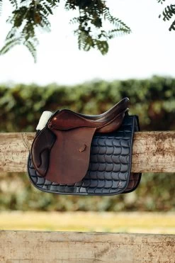 Horze Houston All Purpose Saddle Pad With Faux Fur -Sports - Horse Equipment Shop 17400 CG 4
