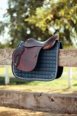 Horze Munich All Purpose Saddle Pad With Metallic Detail -Sports - Horse Equipment Shop 17402 rpb 04
