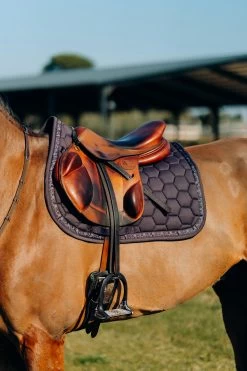 Horze Kaitlin All Purpose Saddle Pad With Flower Piping -Sports - Horse Equipment Shop 17403 AFBR 3