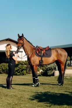 Horze Kaitlin All Purpose Saddle Pad With Flower Piping -Sports - Horse Equipment Shop 17403 AFBR 4