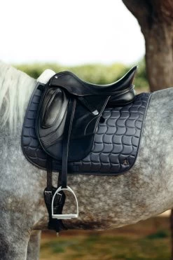 Horze Houston Dressage Saddle Pad 24 Horze Houston Dressage Saddle Pad -Sports - Horse Equipment Shop 17410 CG 4