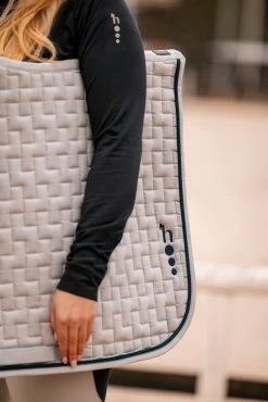 Horze Wicklow Dressage Saddle Pad 13 Horze Wicklow Dressage Saddle Pad -Sports - Horse Equipment Shop 17439 025 03