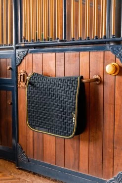 Horze Wicklow Dressage Saddle Pad 10 Horze Wicklow Dressage Saddle Pad -Sports - Horse Equipment Shop 17439 590 03