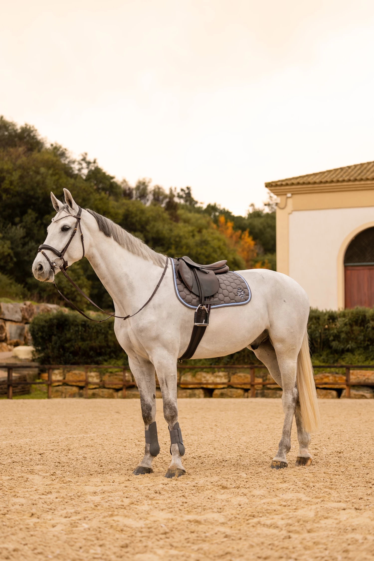 Horze Navajo All Purpose Saddle Pad 13 Horze Navajo All Purpose Saddle Pad - Image 11