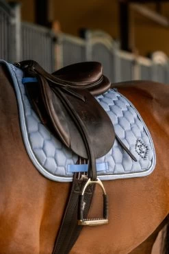 Horze Navajo All Purpose Saddle Pad 18 Horze Navajo All Purpose Saddle Pad -Sports - Horse Equipment Shop 17442 510 05