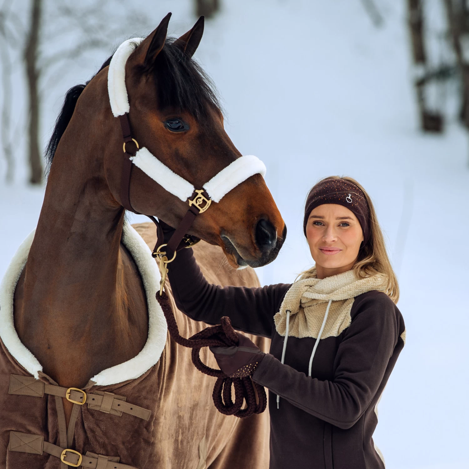 Horze Lincoln Halter With Fur 6 Horze Lincoln Halter With Fur - Image 4