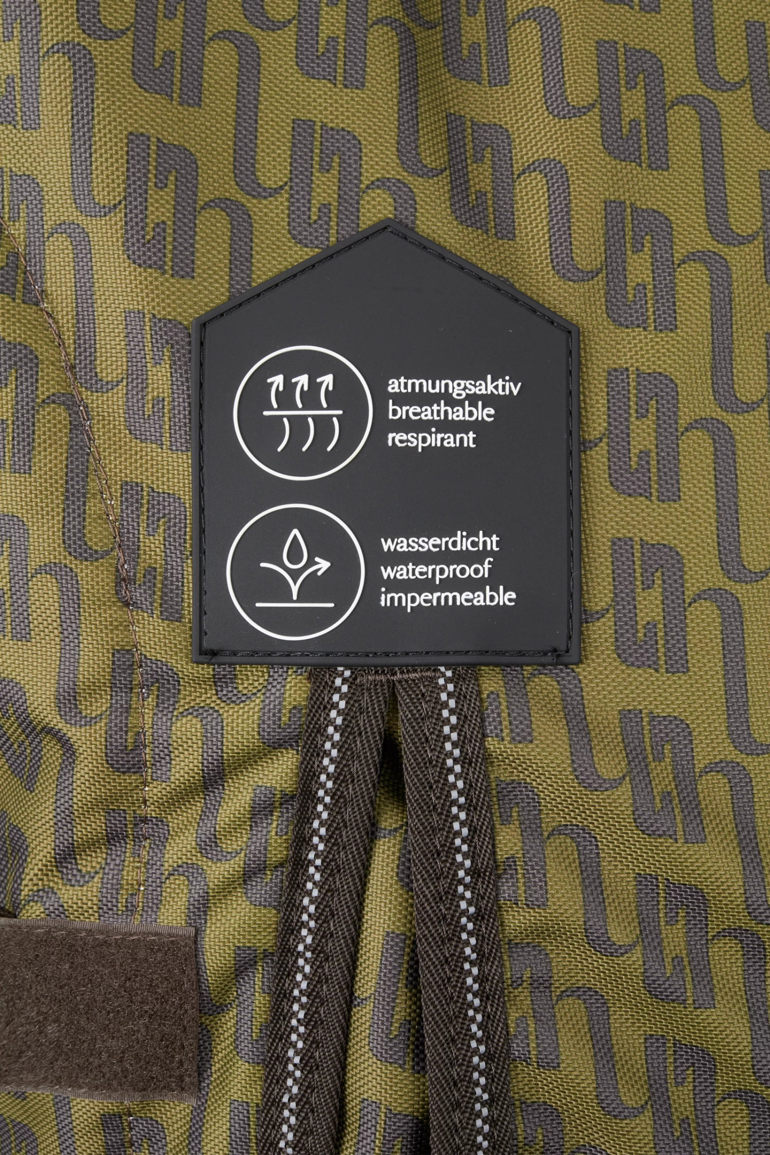 Horze Avalanche 1200D Lite Medium Turnout With Fleece 8 Horze Avalanche 1200D Lite Medium Turnout With Fleece - Image 6