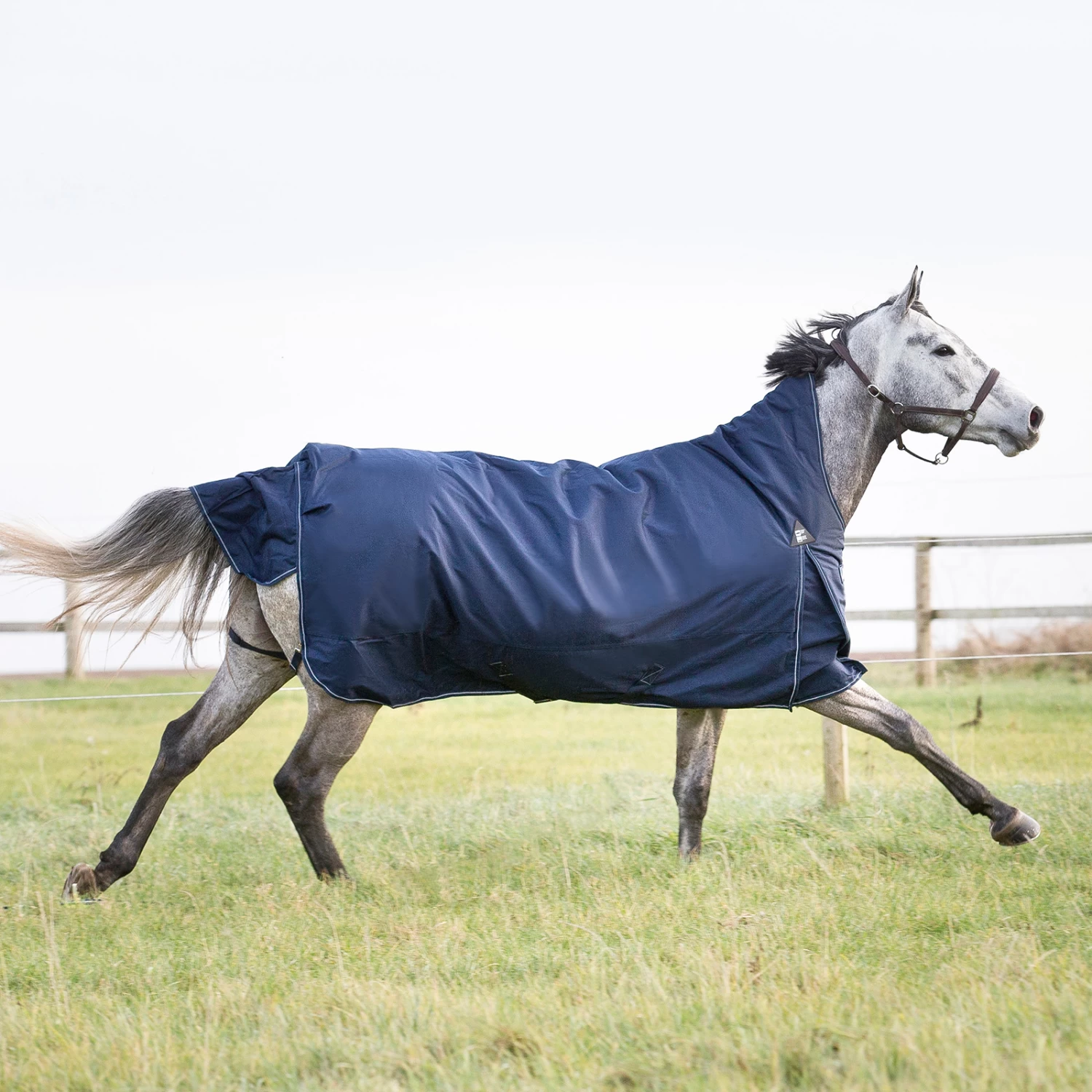 Horze Avalanche 1200D Lite Medium Turnout With Fleece 16 Horze Avalanche 1200D Lite Medium Turnout With Fleece - Image 14