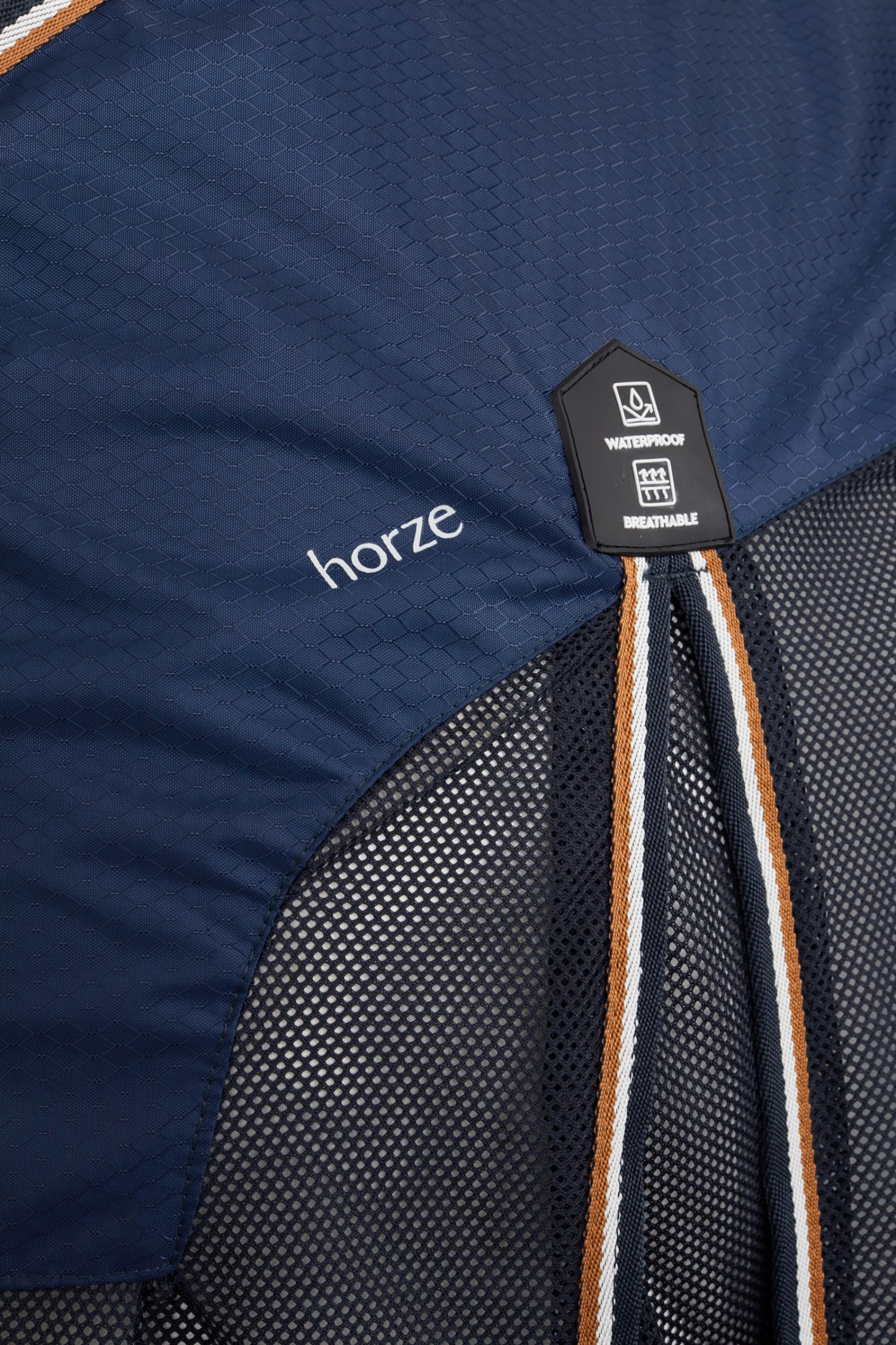 Horze Nevada Lightweight Wool & Mesh Rug 5 Horze Nevada Lightweight Wool & Mesh Rug - Image 3