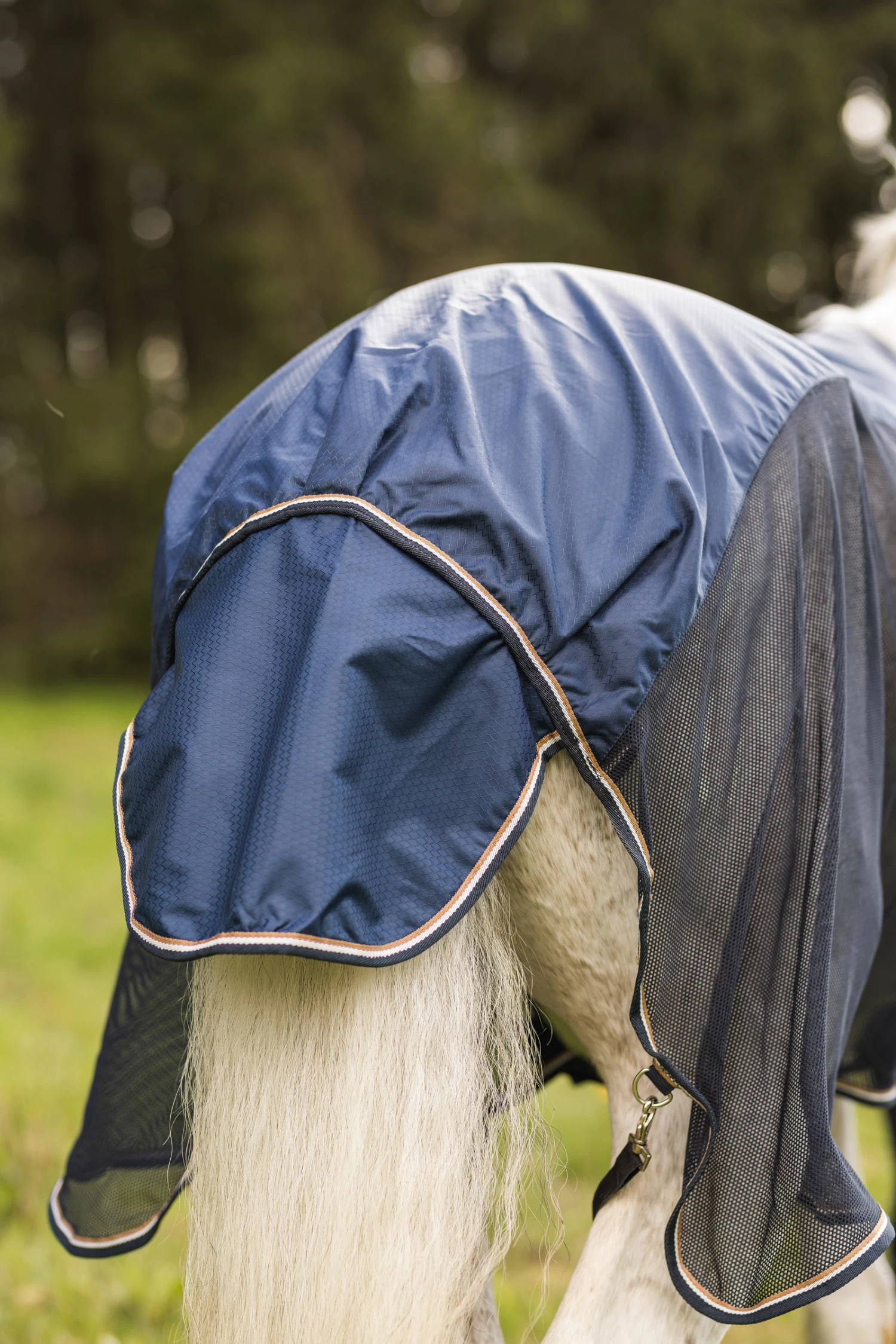 Horze Nevada Lightweight Wool & Mesh Rug 10 Horze Nevada Lightweight Wool & Mesh Rug - Image 8