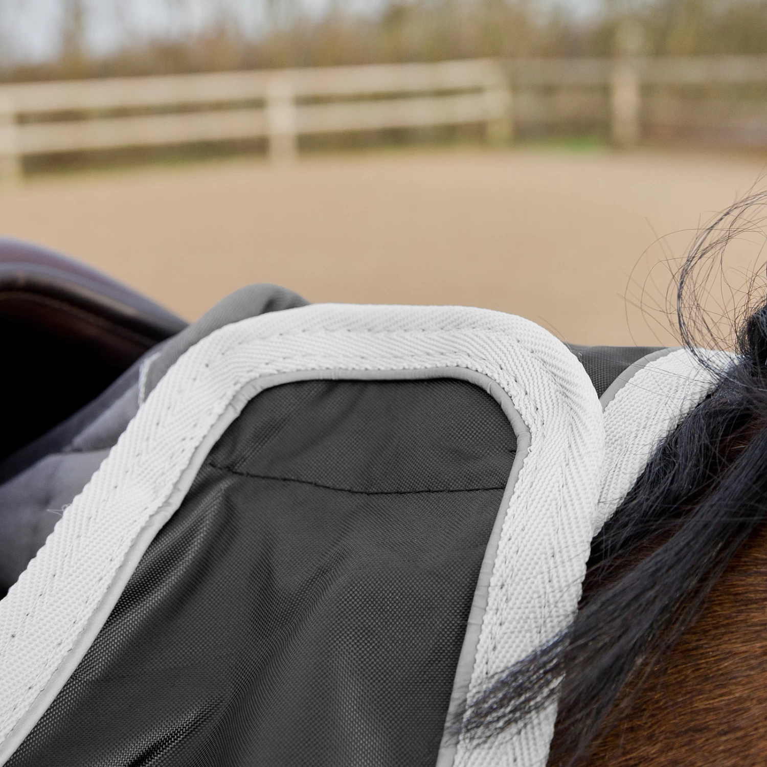 Horze WeatherTrek Riding Sheet 5 Horze WeatherTrek Riding Sheet - Image 3