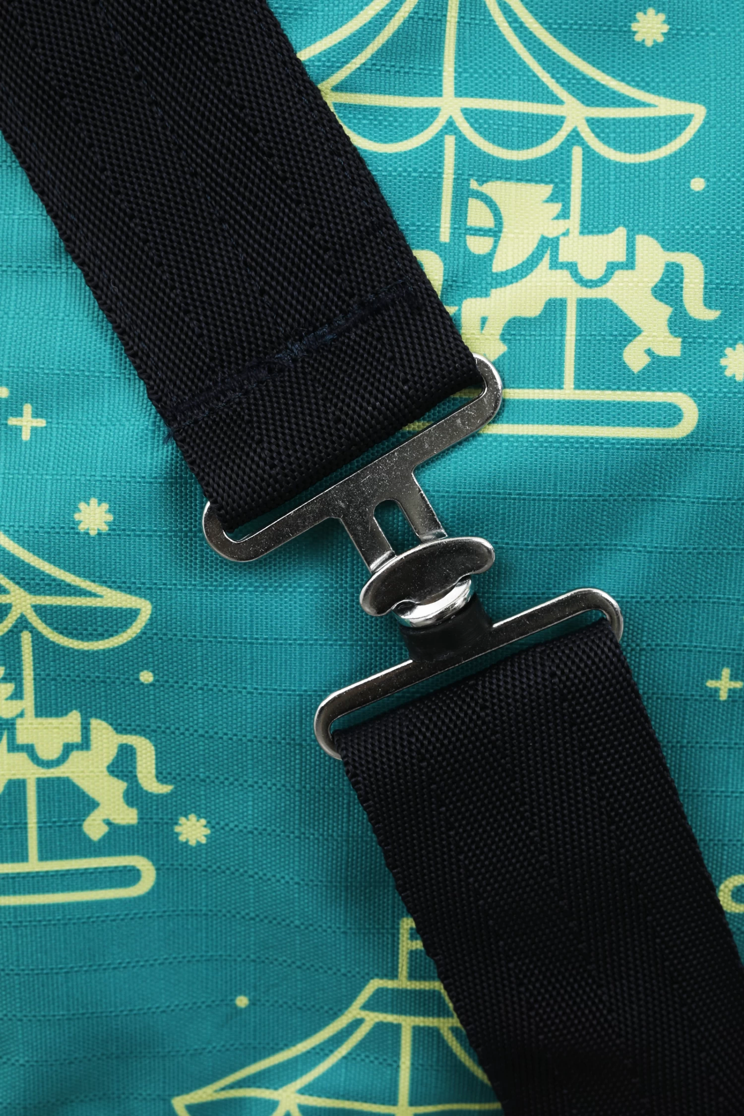 Horze Magic Carousel Pony Turnout Rug With Fleece Lining 5 Horze Magic Carousel Pony Turnout Rug With Fleece Lining - Image 3