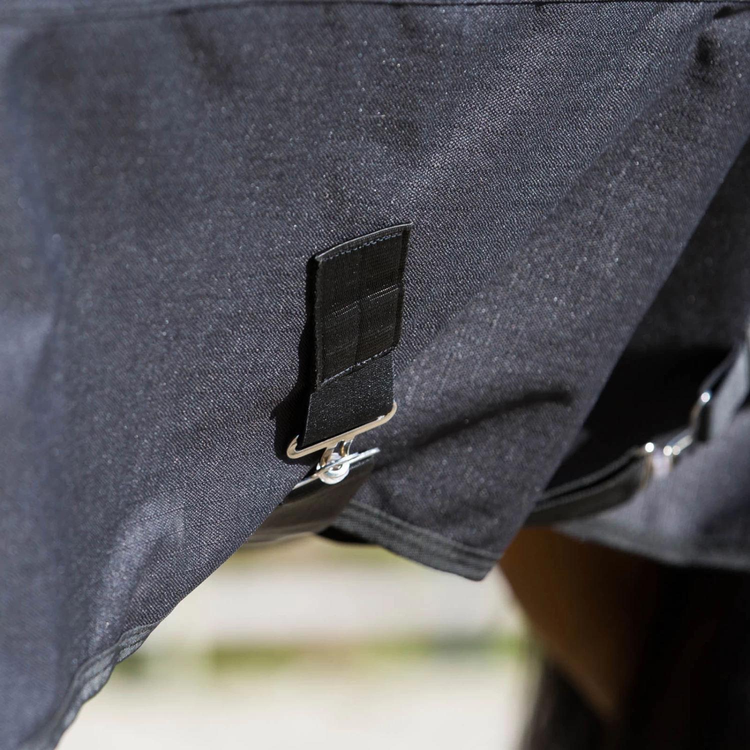 Horze Nevada Heavyweight Turnout Rug, 400g 5 Horze Nevada Heavyweight Turnout Rug, 400g - Image 3