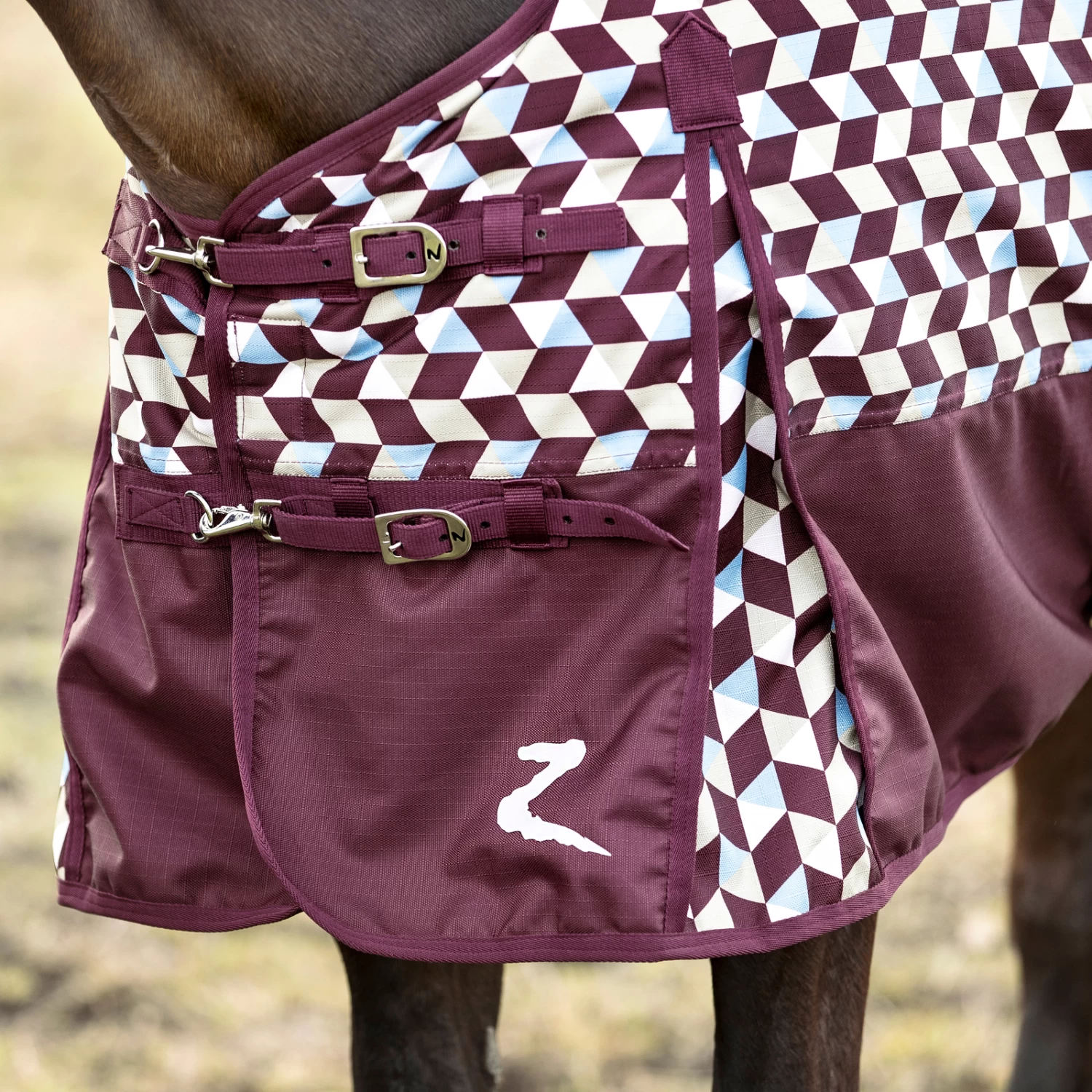 Horze Nevada Heavyweight Turnout Rug, 400g 12 Horze Nevada Heavyweight Turnout Rug, 400g - Image 10