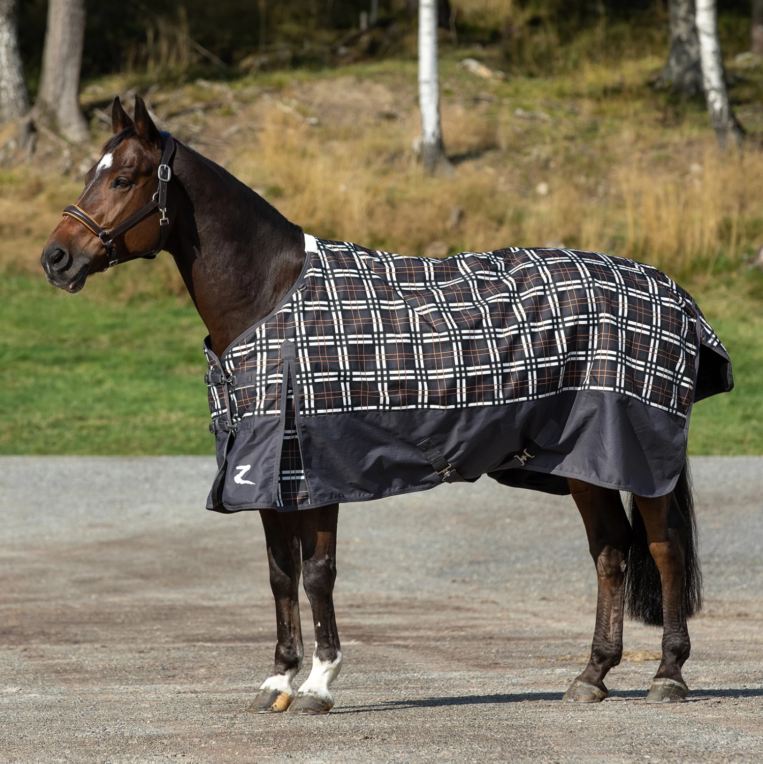 Horze Nevada Heavyweight Turnout Rug, 400g 14 Horze Nevada Heavyweight Turnout Rug, 400g - Image 12
