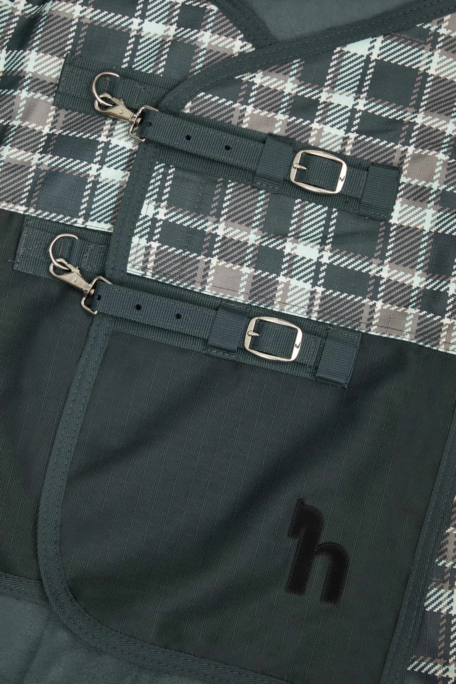 Horze Nevada Heavyweight Turnout Rug, 400g 19 Horze Nevada Heavyweight Turnout Rug, 400g - Image 17