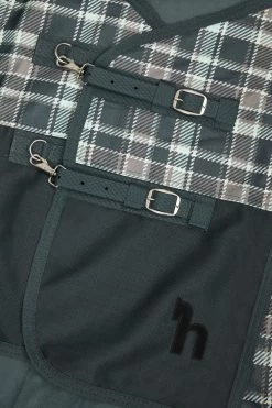 Horze Nevada Medium Weight Turnout Rug, 200g 40 Horze Nevada Medium Weight Turnout Rug, 200g -Sports - Horse Equipment Shop 24574 UDGR 2