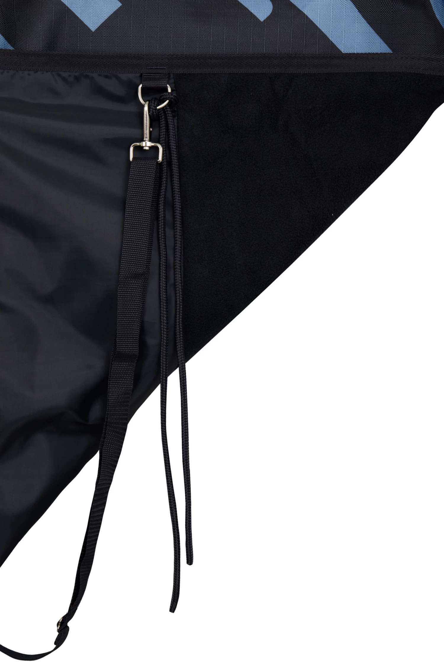 Horze Nevada Turnout Rug With Fleece Lining 6 Horze Nevada Turnout Rug With Fleece Lining - Image 4