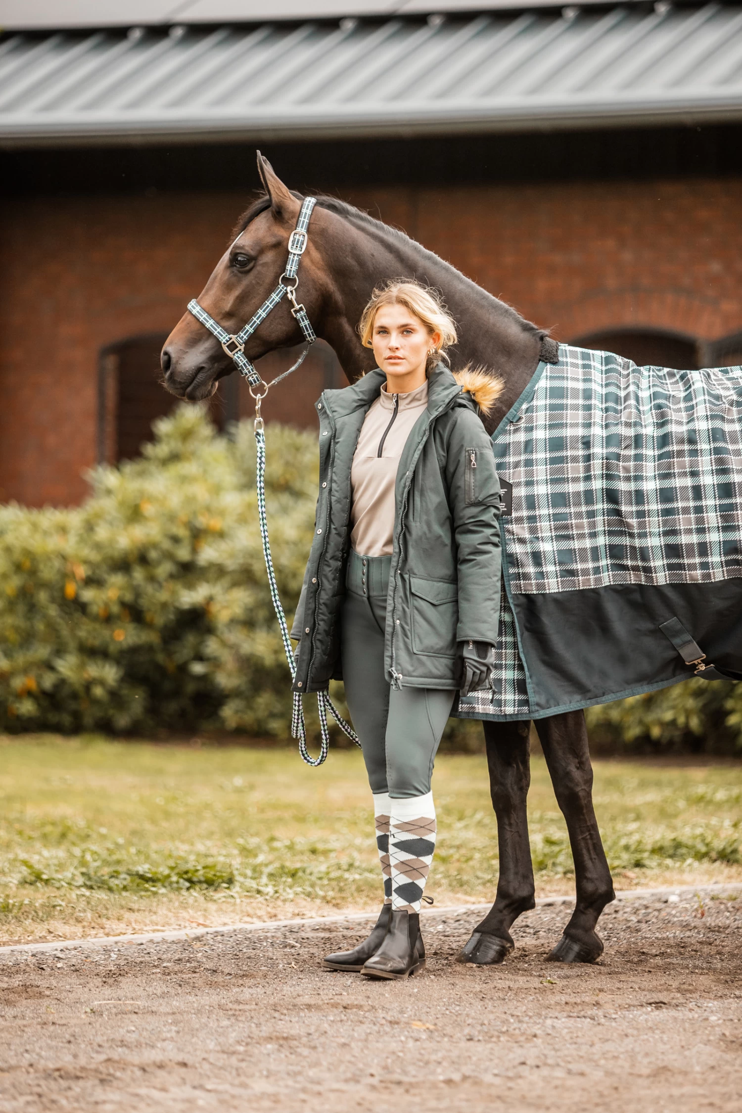 Horze Nevada Turnout Rug With Fleece Lining 21 Horze Nevada Turnout Rug With Fleece Lining - Image 19