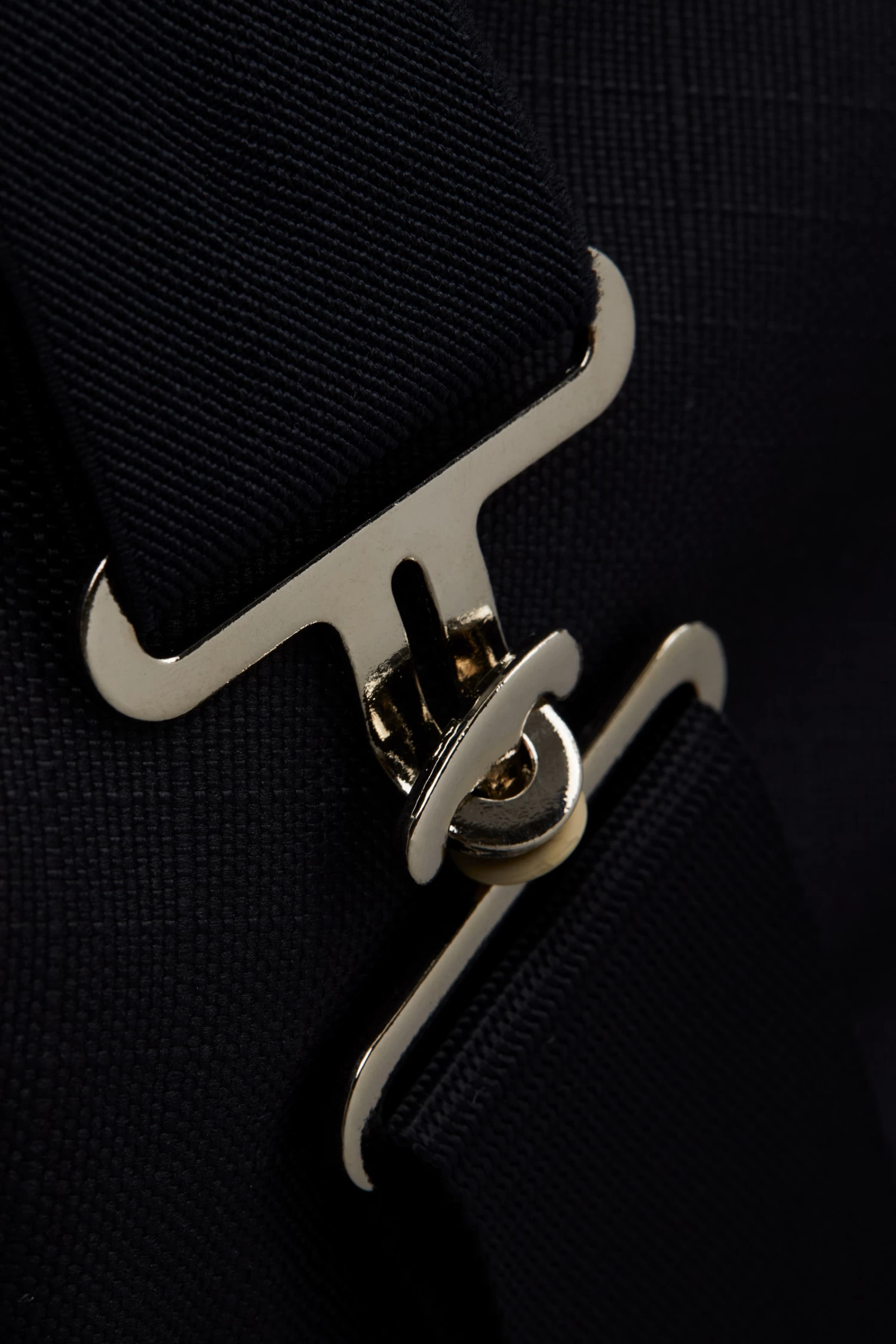 Horze Nevada Turnout Rug With Fleece Lining 12 Horze Nevada Turnout Rug With Fleece Lining - Image 10