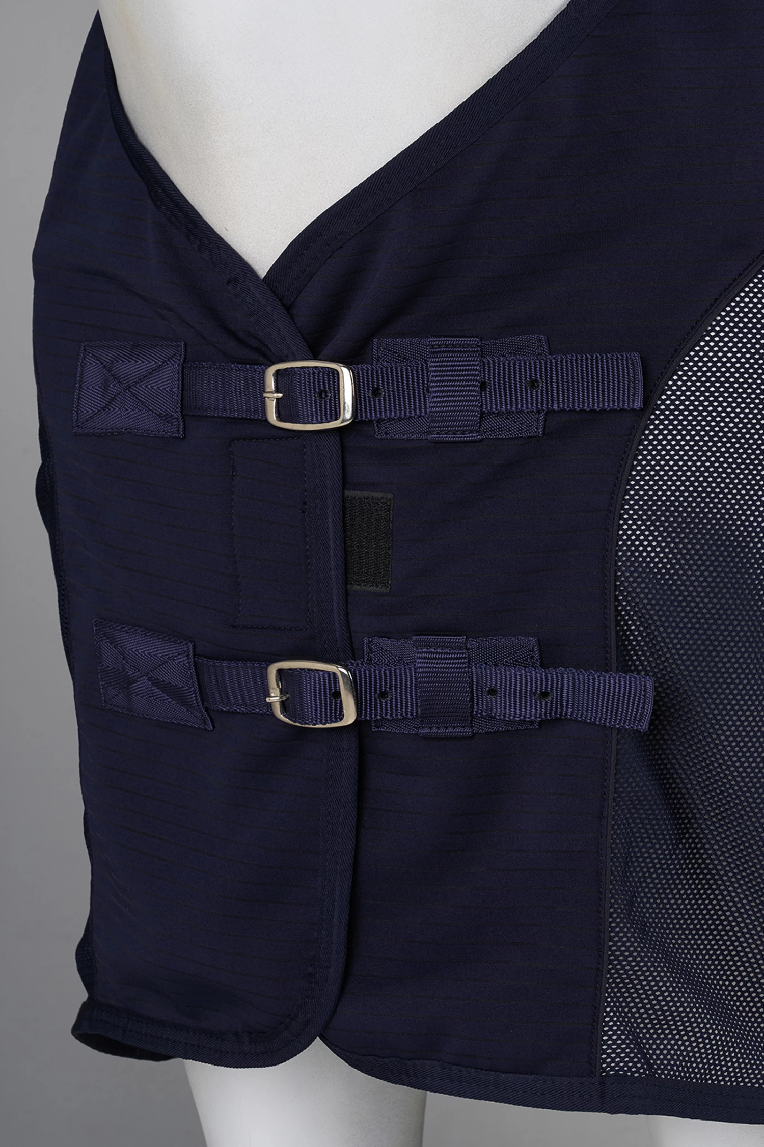 Horze Turin Mesh Cooler Rug 4 Horze Turin Mesh Cooler Rug - Image 2