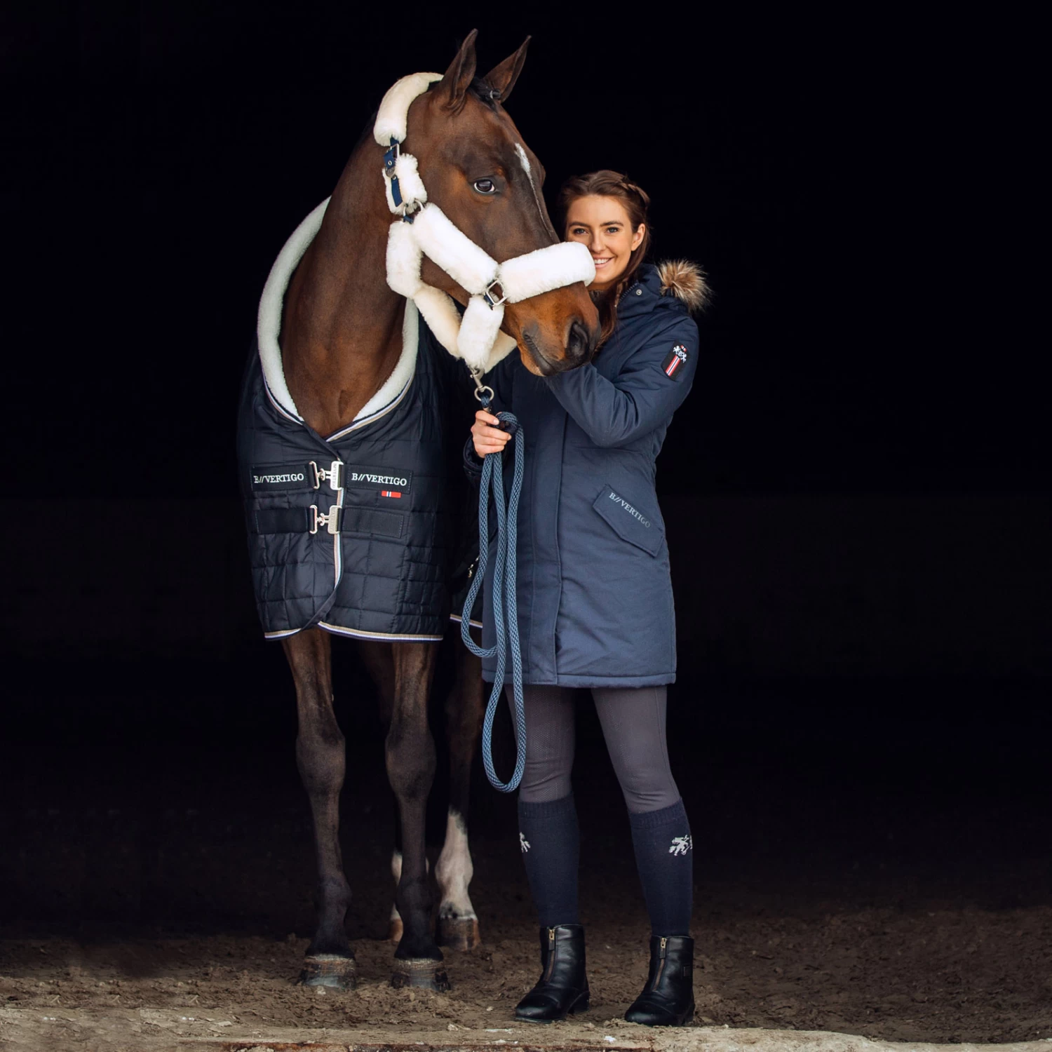 B Vertigo Theo Stable Rug, 150g 9 B Vertigo Theo Stable Rug, 150g - Image 7