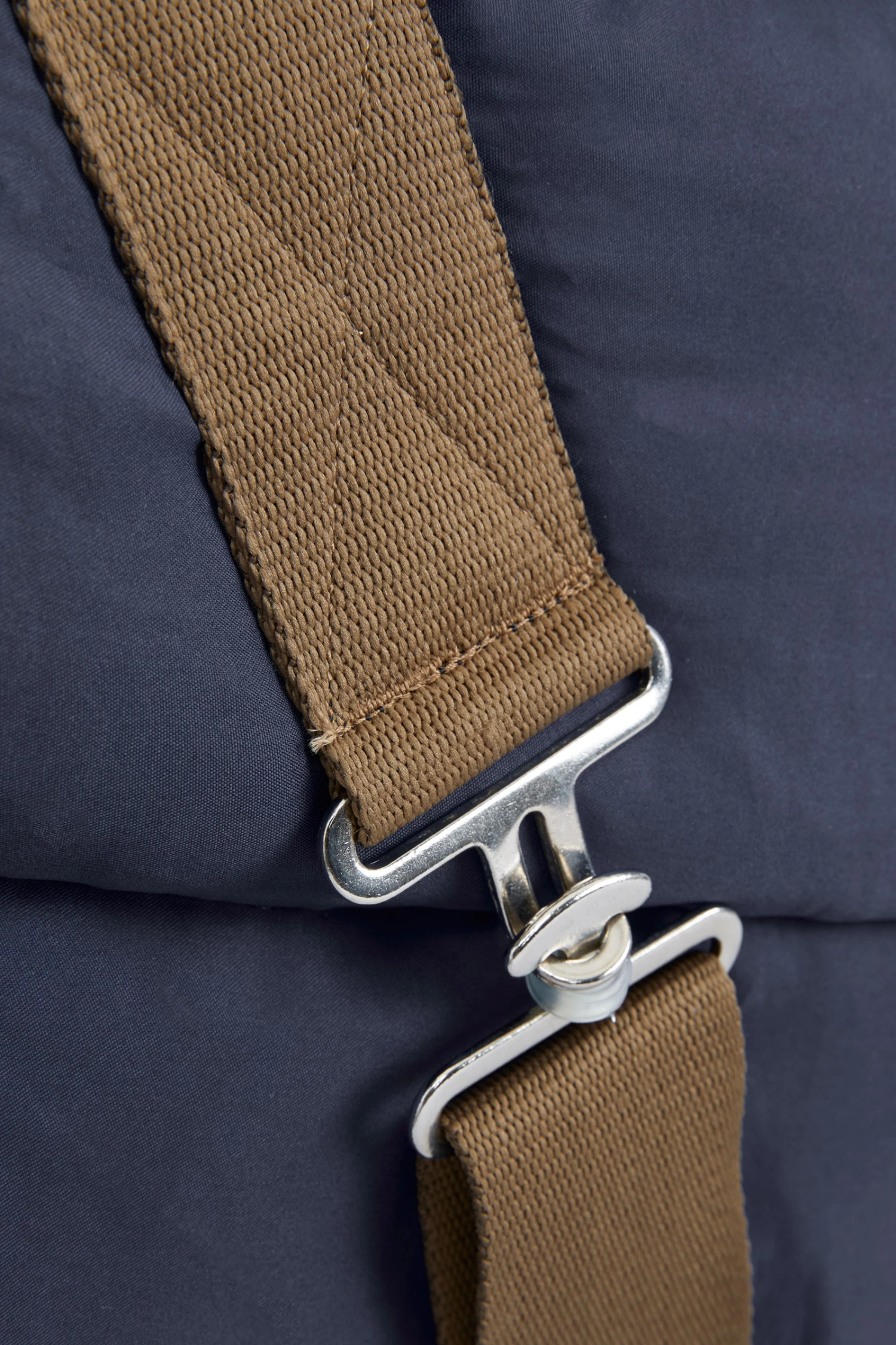 Horze Liner/ Stable Rug, 200g 5 Horze Liner/ Stable Rug, 200g - Image 3