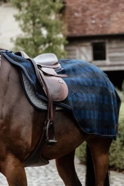 Kentucky Horsewear Heavy Fleece Riding Rug -Sports - Horse Equipment Shop 333278 DB CHK 3