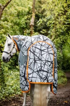 Horseware Amigo CamoFly Rug 8 Horseware Amigo CamoFly Rug -Sports - Horse Equipment Shop 340222 G OR 3