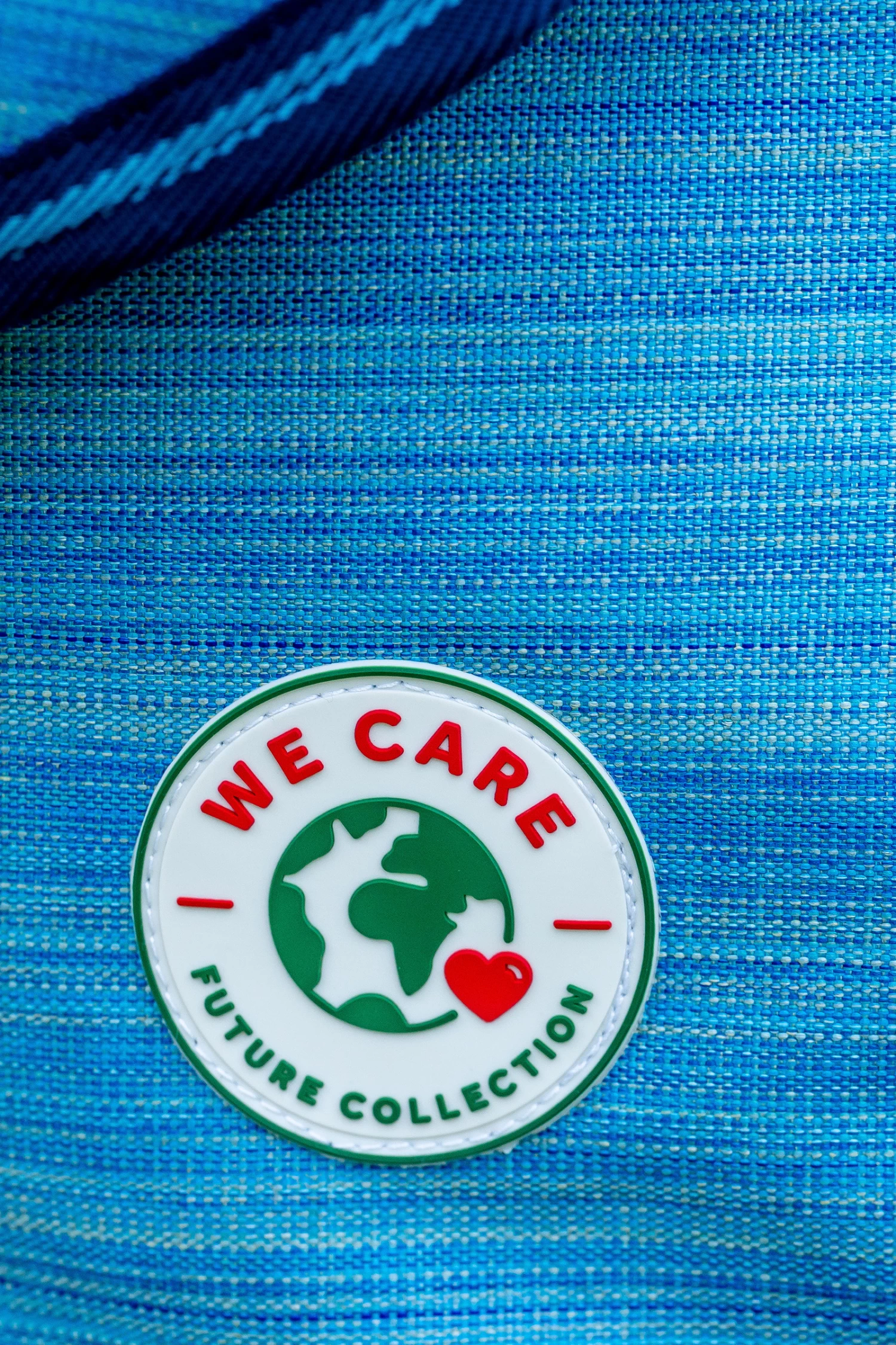 Horseware Amigo Hero 900 Revive Plus Turnout Rug Incl. Detachable Neck, 200g 9 Horseware Amigo Hero 900 Revive Plus Turnout Rug Incl. Detachable Neck, 200g - Image 7